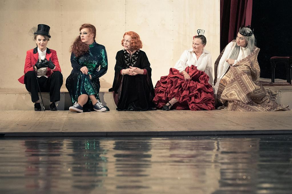Frailty, Thy Name is Woman, photo: Petr Neubert