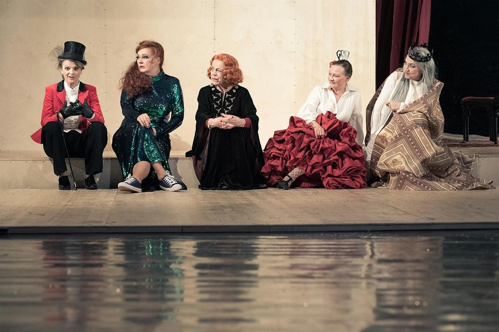 Frailty, Thy Name is Woman, photo: Petr Neubert
