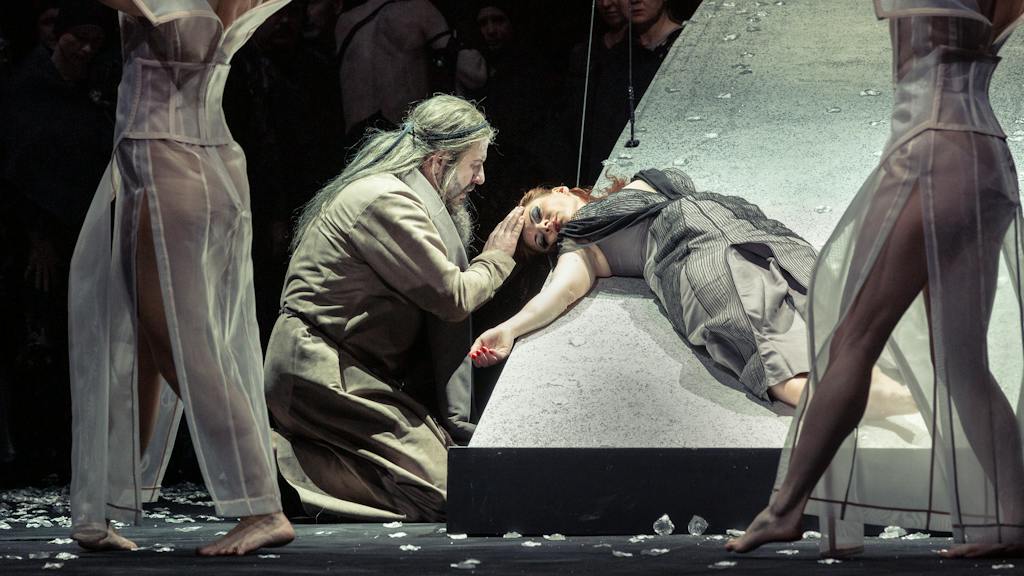 Opera ND I Turandot: František Zahradníček (Timur), Marie Fajtová (Liu) – foto: Patrik Borecký