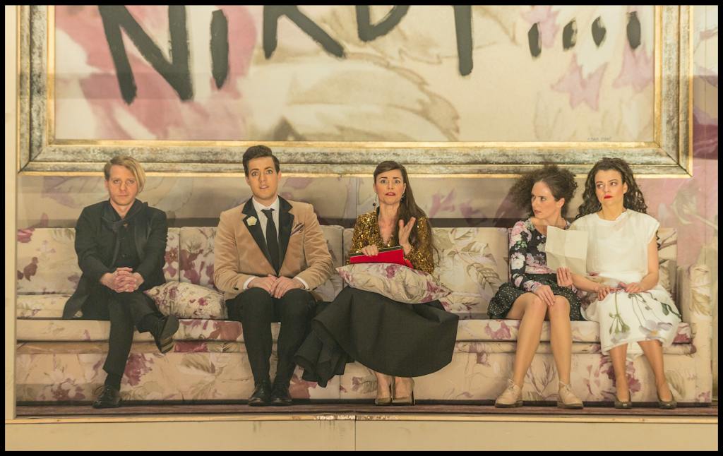 Pýcha a předsudek | Pavel Batěk, Jiří Suchý z Tábora, Kateřina Winterová, Magdaléna Borová, Jana Stryková  - foto: Patrik Borecký