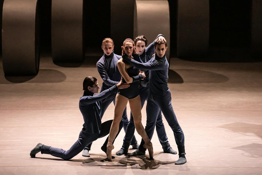 Balet ND | Phoenix - Puppet - Douglas Lee; foto Serghei Gherciu