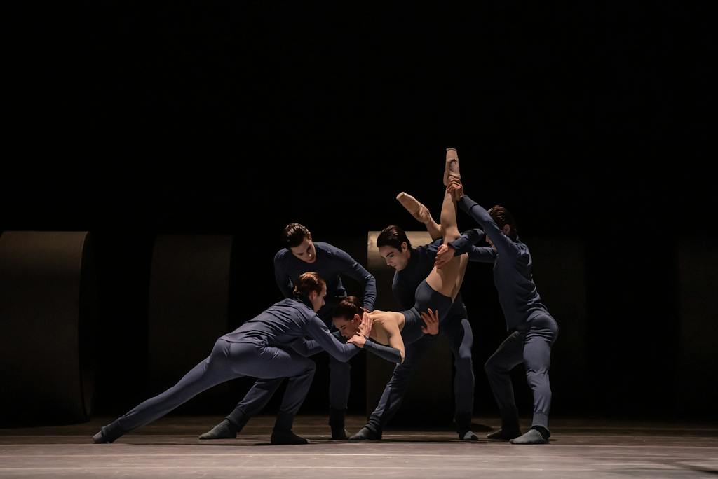 Balet ND | Phoenix - Puppet - Douglas Lee; foto Serghei Gherciu