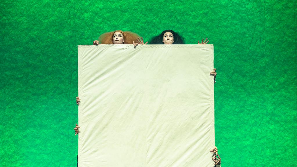 Zázrak (s)tvoření – Zuzana Harényiová, Tereza Kučerová (foto Patrik Borecký)