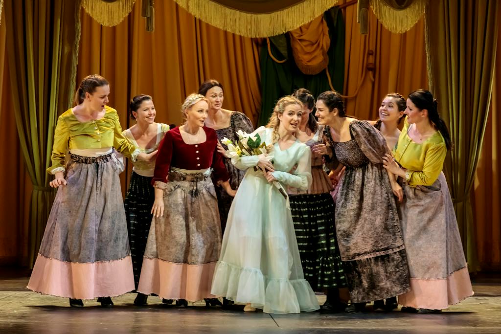 Opera ND | Don Giovanni: Zerlina (D. Součková) - foto: Jan Pohribný