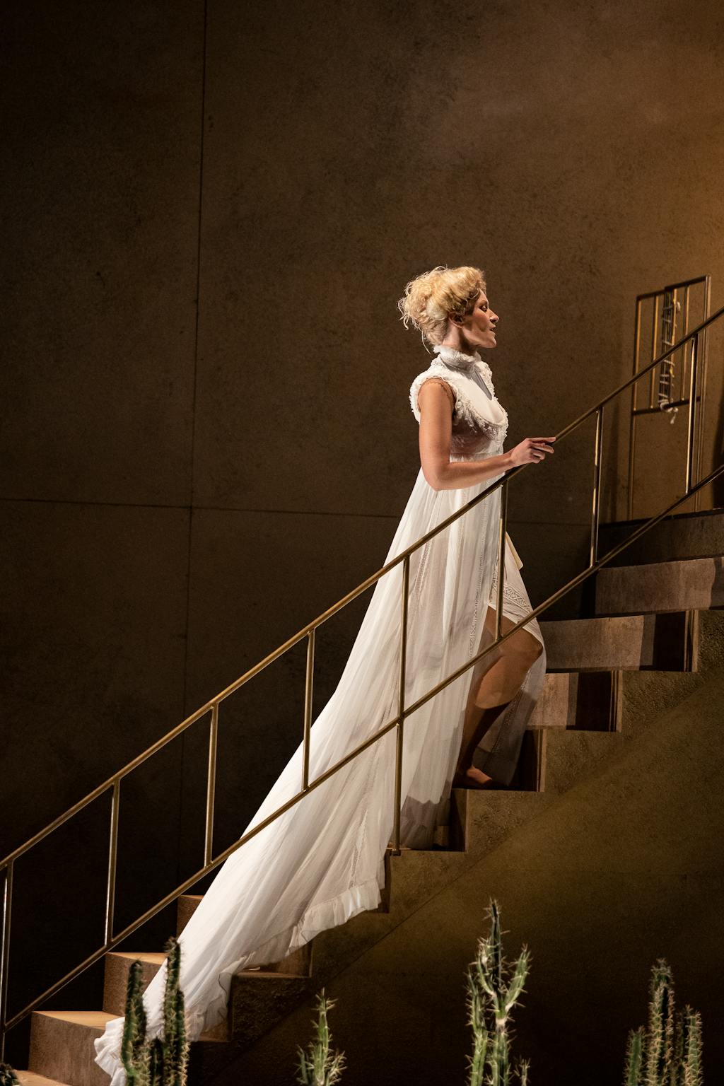 Opera ND | Lazebník sevillský: Rosina (Arnheiður Eiríksdóttir ) - foto: Zdeněk Sokol