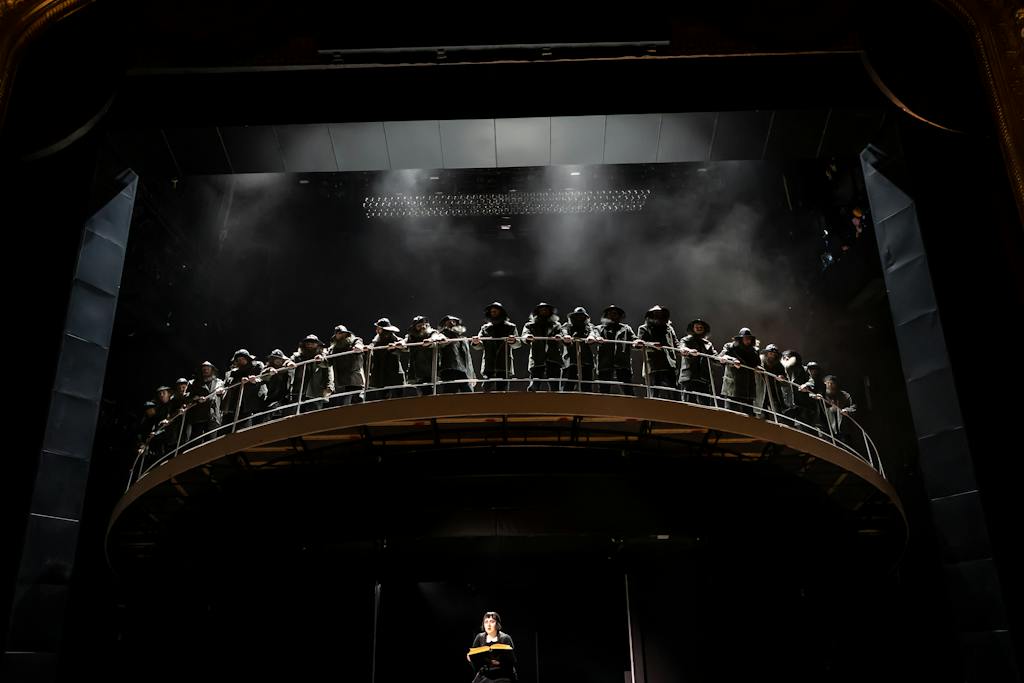 Státní opera | Bludný Holanďan: Sbor Státní Opery – foto: Zdeněk Sokol