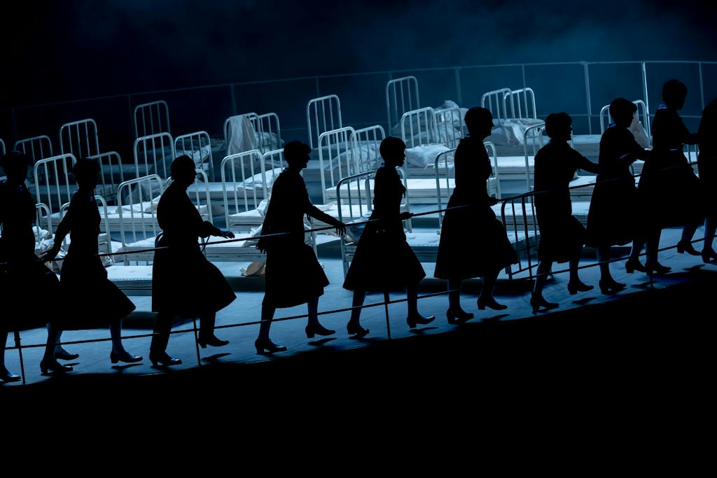 Státní opera | Bludný Holanďan: Sbor Státní opery – foto: Zdeněk Sokol