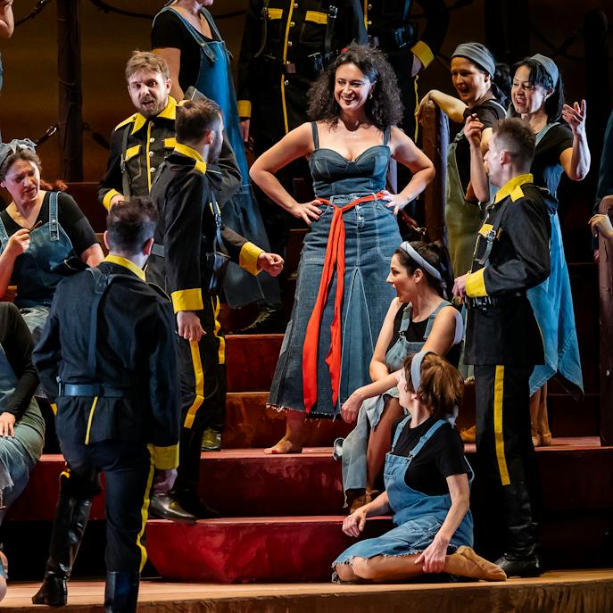 Opera ND I Carmen: Nana Dzidziguri (Carmen) – foto: Zdeněk Sokol