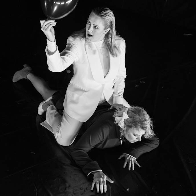 State Opera I Flammen: Tone Kummervold (La Morte), Tamara Morozová (Marguerite) – photo: Zdeněk Sokol