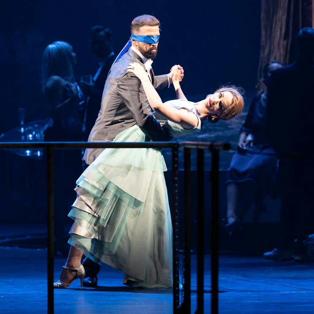 Státní opera I Ples v hotelu Savoy: Csaba Kotlár (Marquis Aristide de Faublas), Vanda Šípová (Madeleine de Faublas) – foto: Zdeněk Sokol