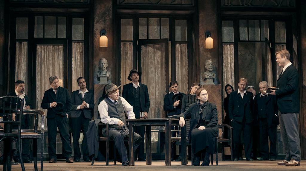 Hordubal – Filip Rajmont, David Prachař, Vladislav Beneš, Sebastian Jacques, Sarah Haváčová, Zuzana Stivínová, Jan Bidlas, Alois Švehlík, Filip Kaňkovský (foto: Martin Špelda)