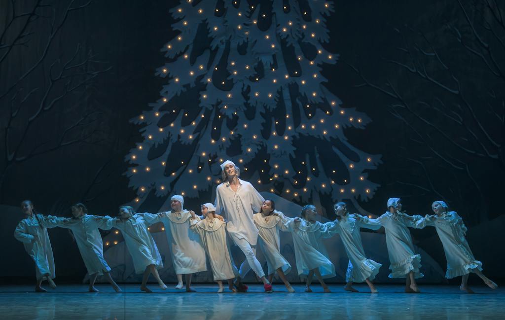 Ballet | The Nutcracker – A Christmas Carol – photo: Serghei Gherciu