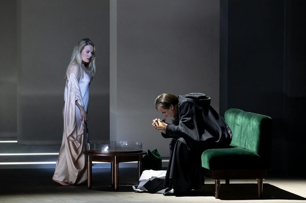 Opera ND I Armida: Alžběta Poláčková (Armida), Svatopluk Sem (Ismen) – foto: Zdeněk Sokol