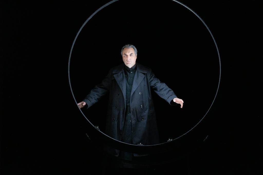 Opera ND I Armida (zkouška): Svatopluk Sem (Ismen) – foto: Zdeněk Sokol