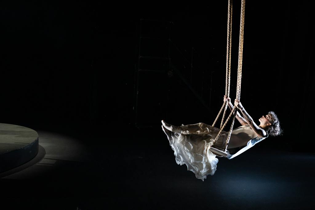 Činohra | Hamlet: Berenika Anna Mikeschová (Ofelie) – foto: Pavel Hejný
