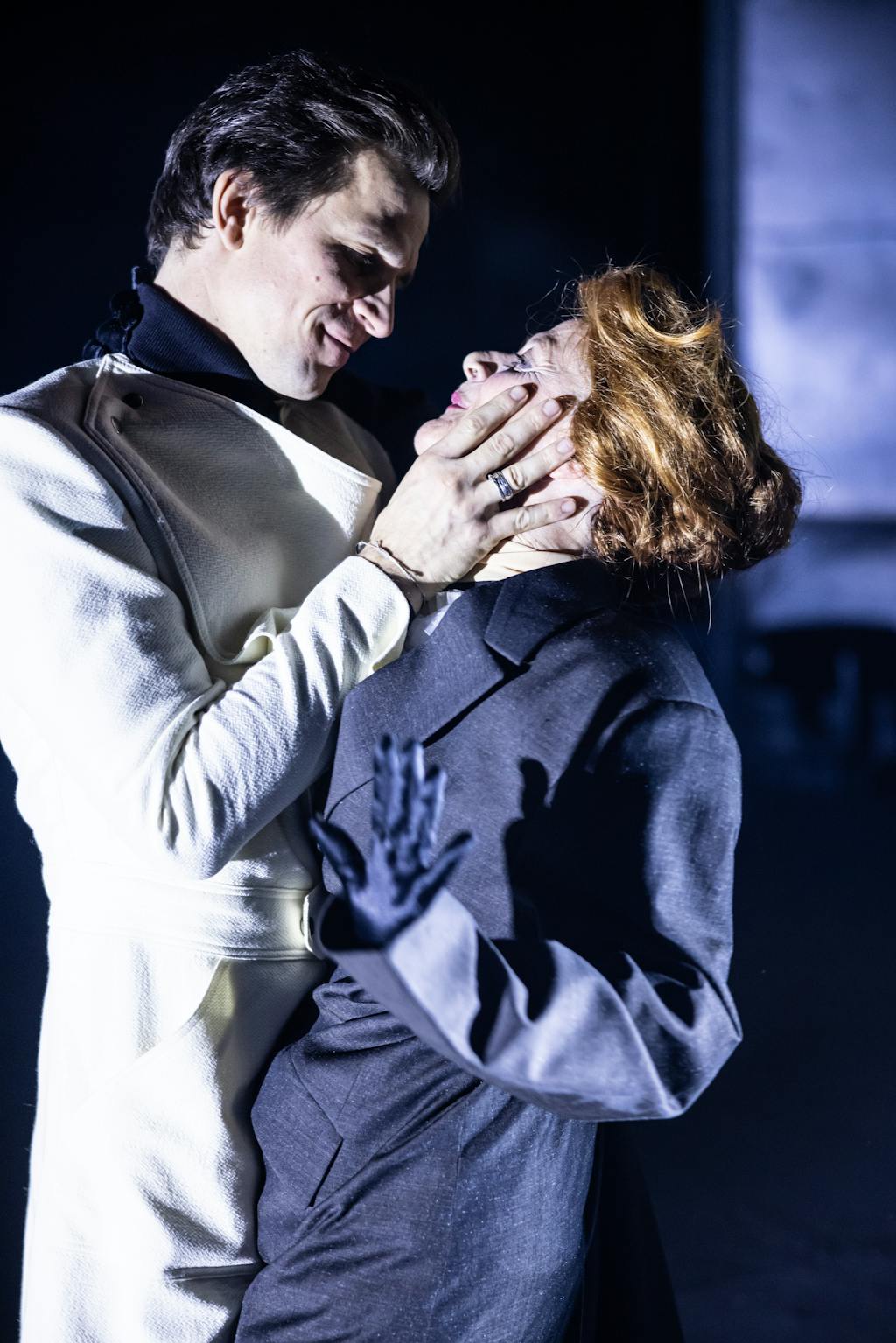 Drama | Hamlet: Igor Orozovič (Claudius), Taťjana Medvecká (Gertrude) – photo: Pavel Hejný