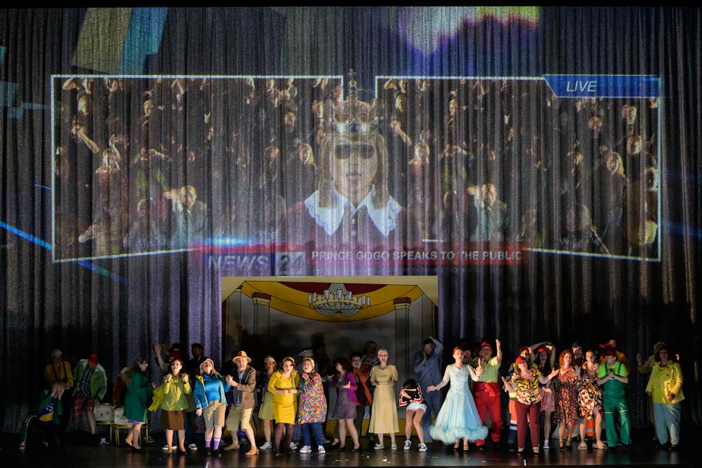 State Opera I Le Grand Macabre: State Opera Chorus – photo: Serghei Gherciu