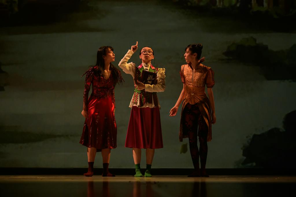 Ballet I The Sun, the Moon and the Wind – photo: Serghei Gherciu