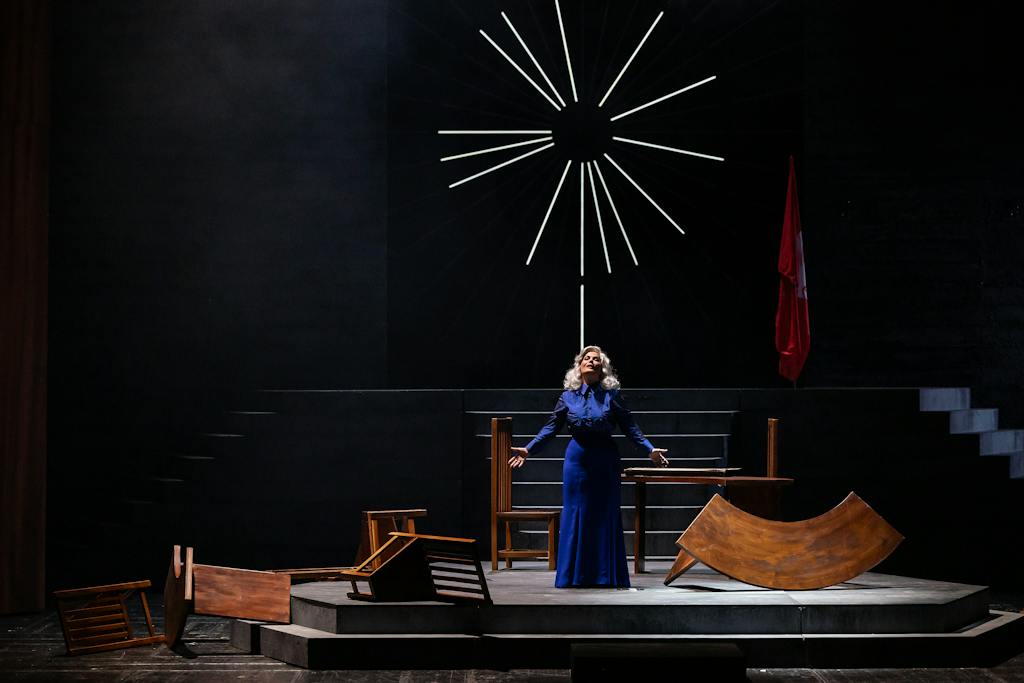 Opera ND I Šárka: Jolana Fogašová (Vlasta) – foto: Zdeněk Sokol