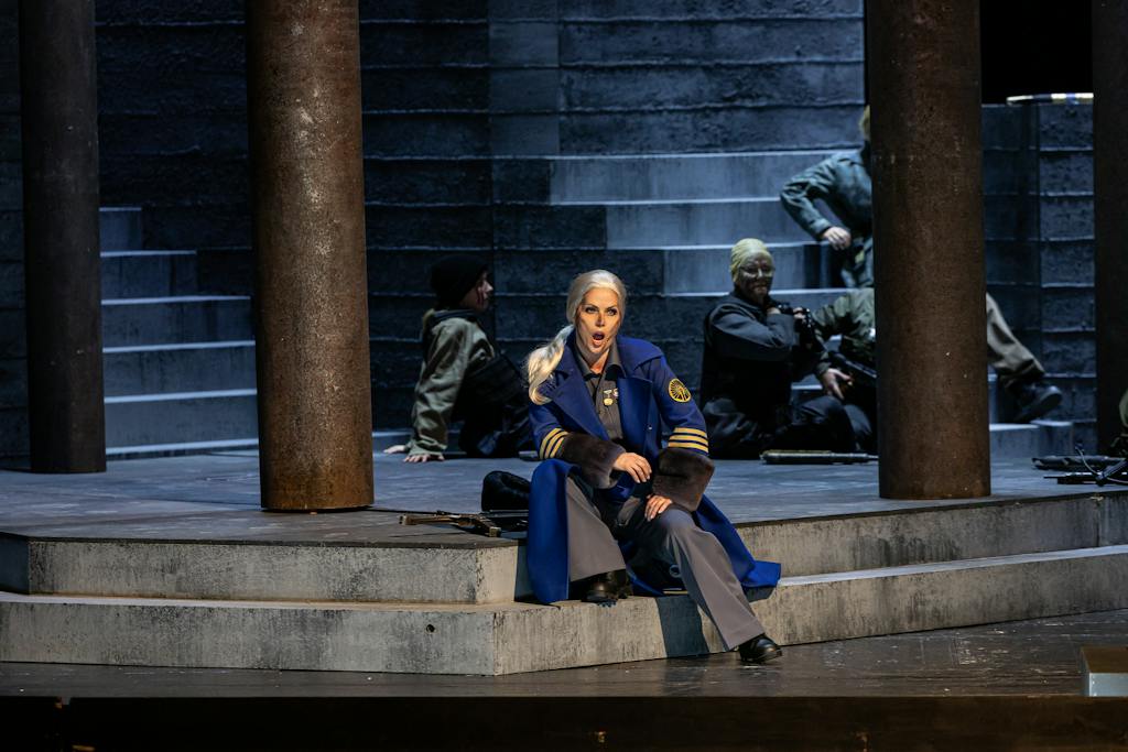 Opera ND I Šárka: Jolana Fogašová (Vlasta) – foto: Zdeněk Sokol