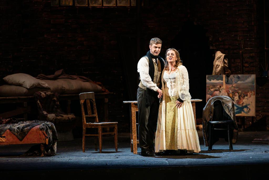 Opera I La bohéme: Petr Nekoranec (Rodolfo), Jana Sibera (Mimi) – photo: Zdeněk Sokol