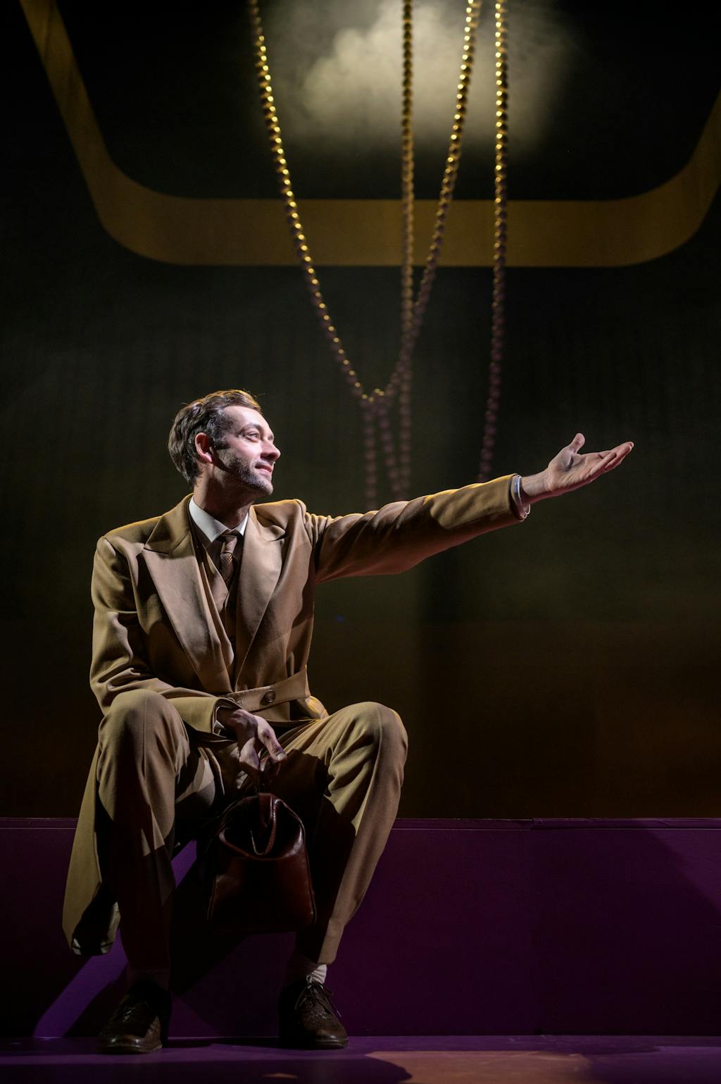 Drama | Madame Bovary: Radúz Mácha (Charles Bovary) – photo: Petr Neubert