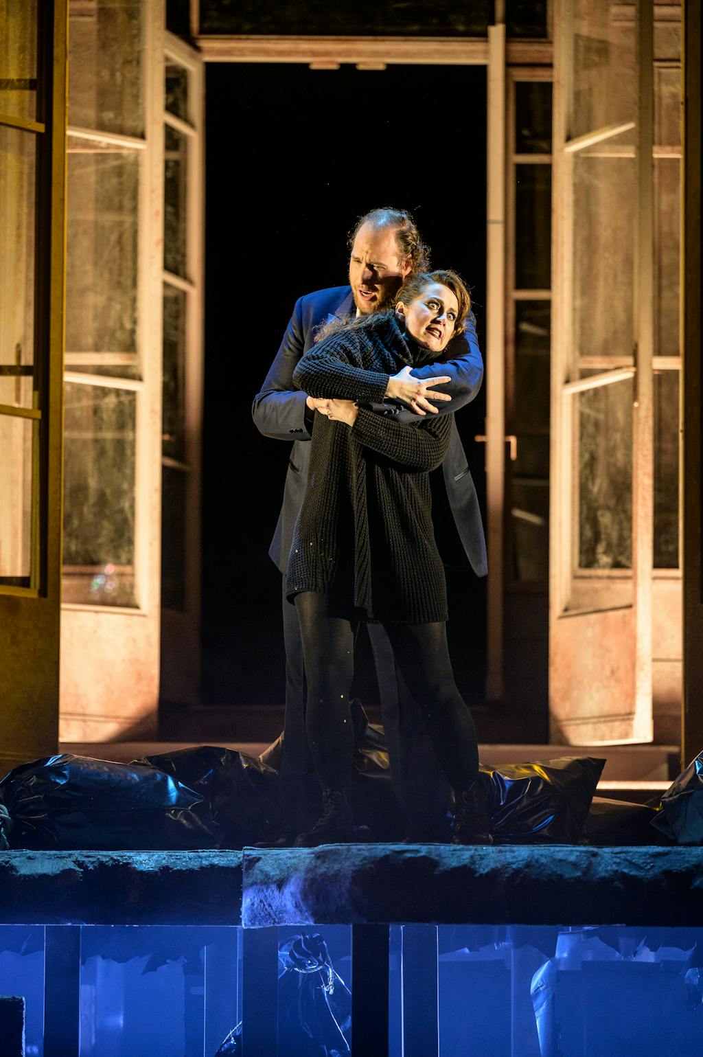 Opera I Médea: Světlana Aksenova (Médea), Evan LeRoy Johnson (Giasone) – foto: Petr Neubert